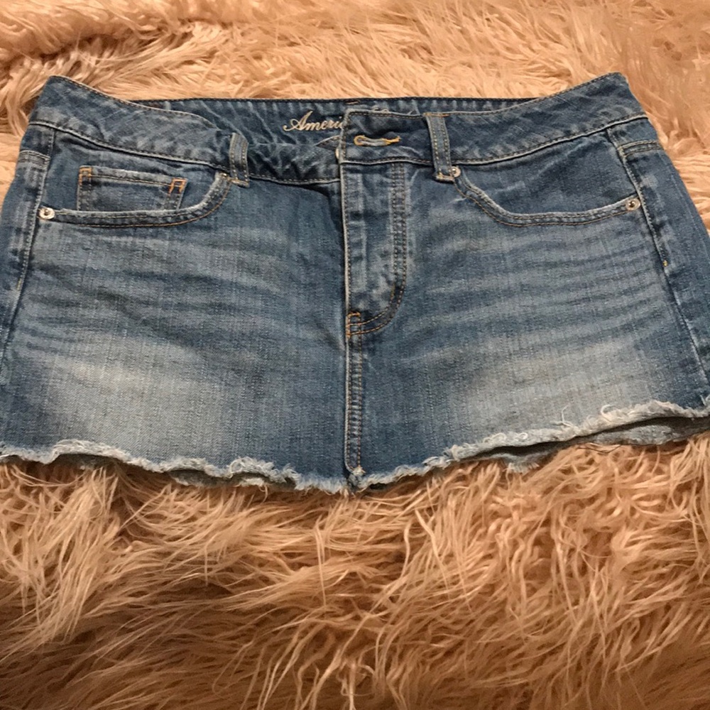 American eagle Jean skirt size 6